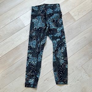 Lululemon leggings excellent condition